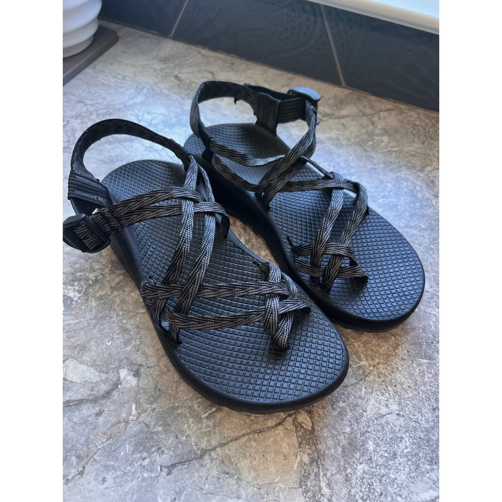 Chaco Z/Cloud Black Strappy Sport Sandals Women's Size 8